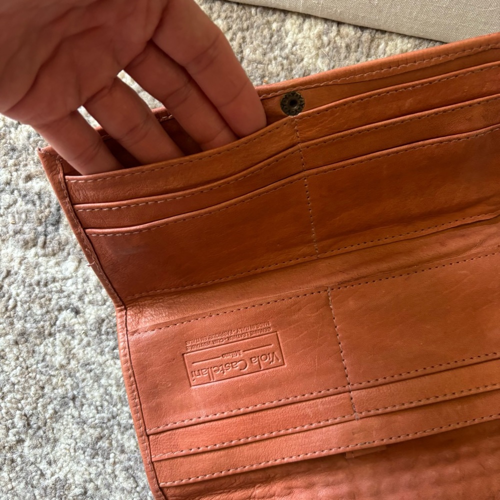 Viola Castellani Women's Vintage Italian Leather Studded Trifold Clutch Wallet - Picture 10 of 15